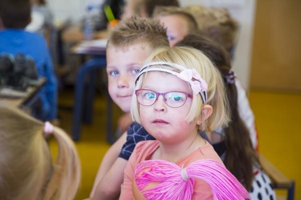 When are the school holidays and study days?
